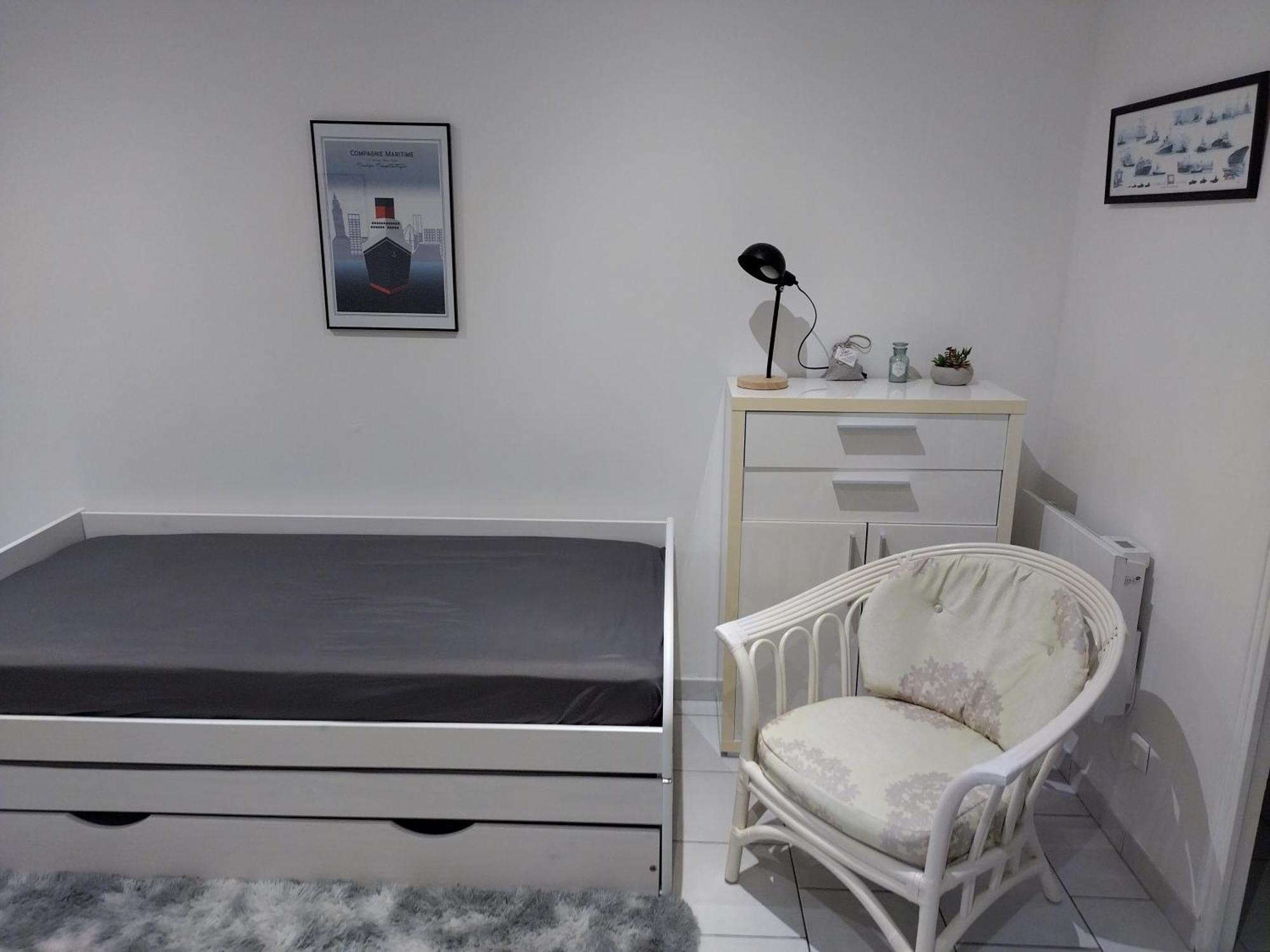 Charmant Studio Canape Lit Netflix Prime Video Dazn Wifi Le Havre Kültér fotó